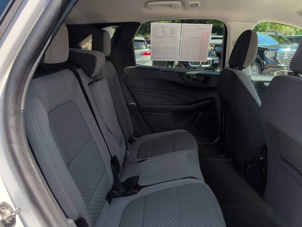 Used 2022 Ford Escape SE w/ SE Sport Appearance Package AWD/4WD image 35