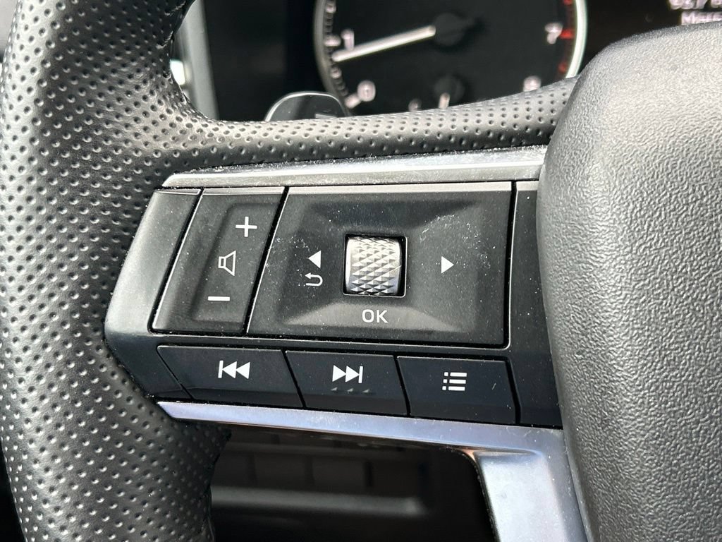 Used 2025 Mitsubishi Outlander SE AWD/4WD image 27