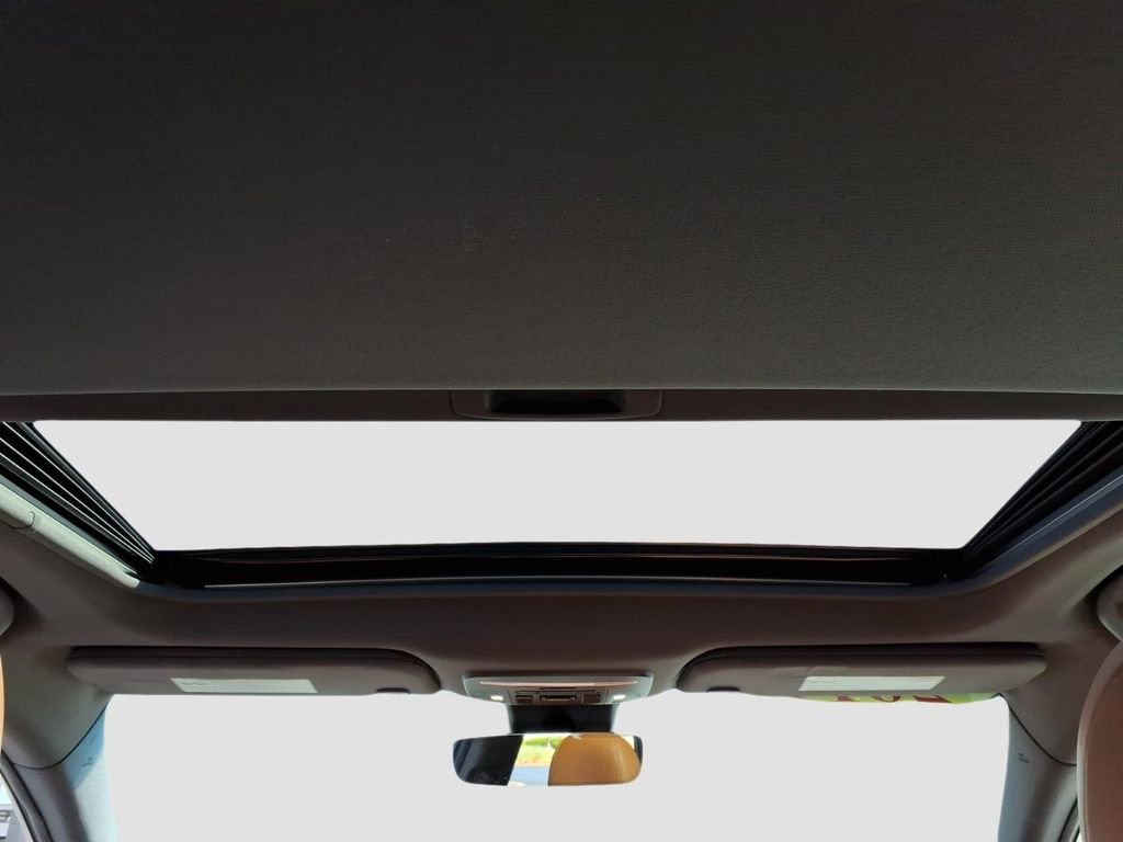 Used 2019 Toyota Avalon Limited w/ Advanced Safety Package image 14