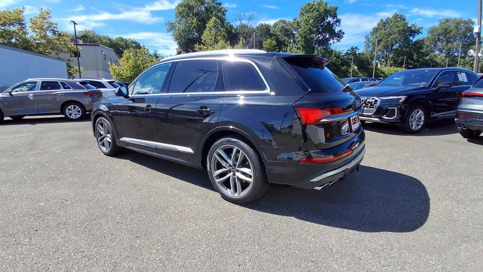 New 2025 Audi SQ7 Prestige image 6