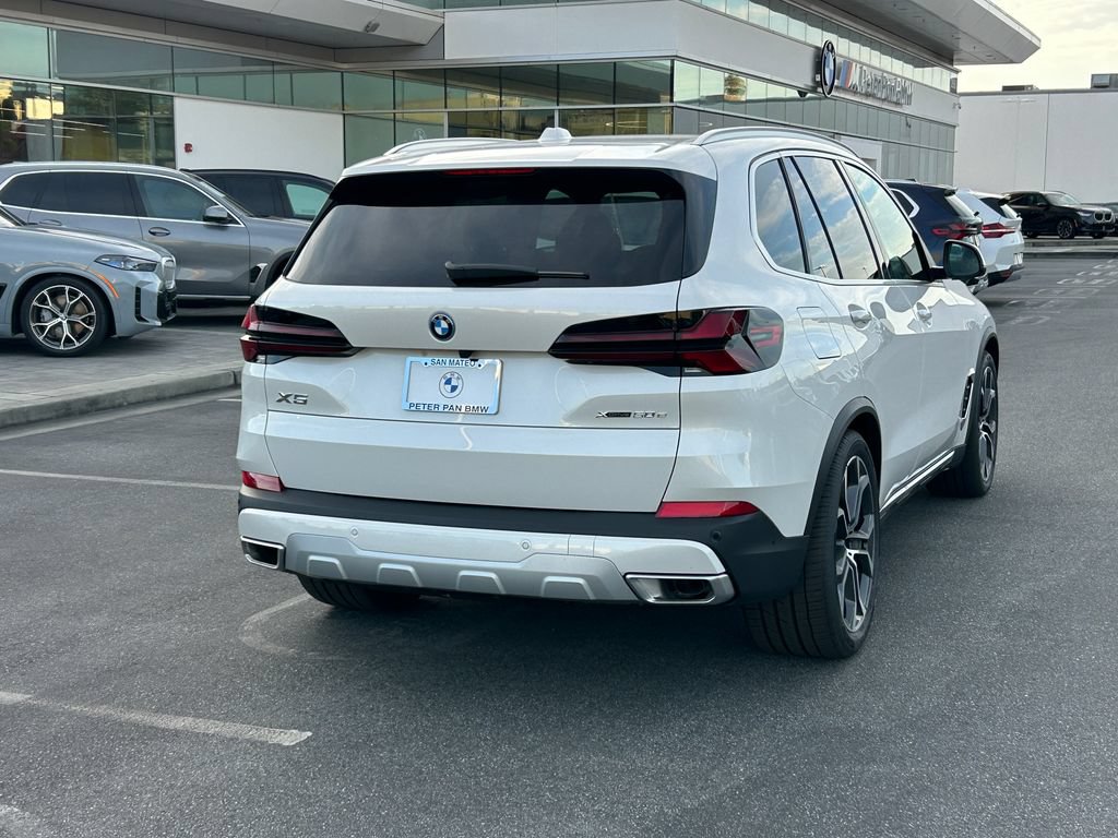 New 2026 BMW X5 xDrive50e AWD/4WD image 5
