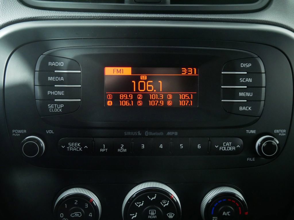 Used 2016 Kia Soul Base image 28