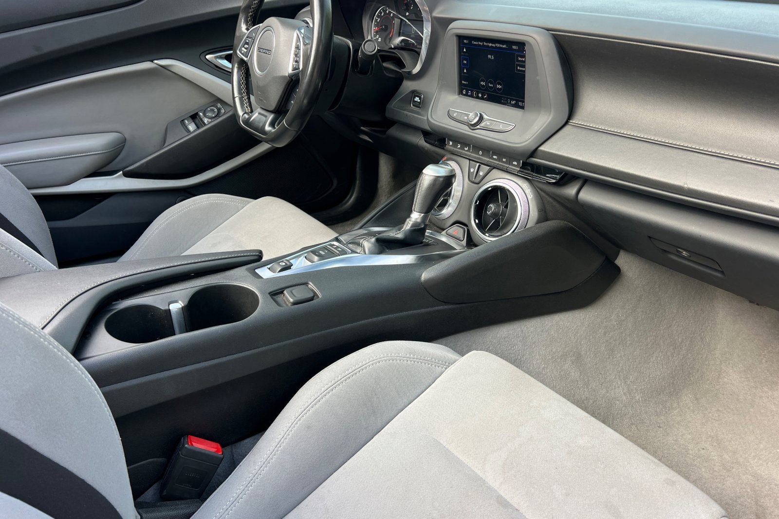 Used 2023 Chevrolet Camaro LT image 18