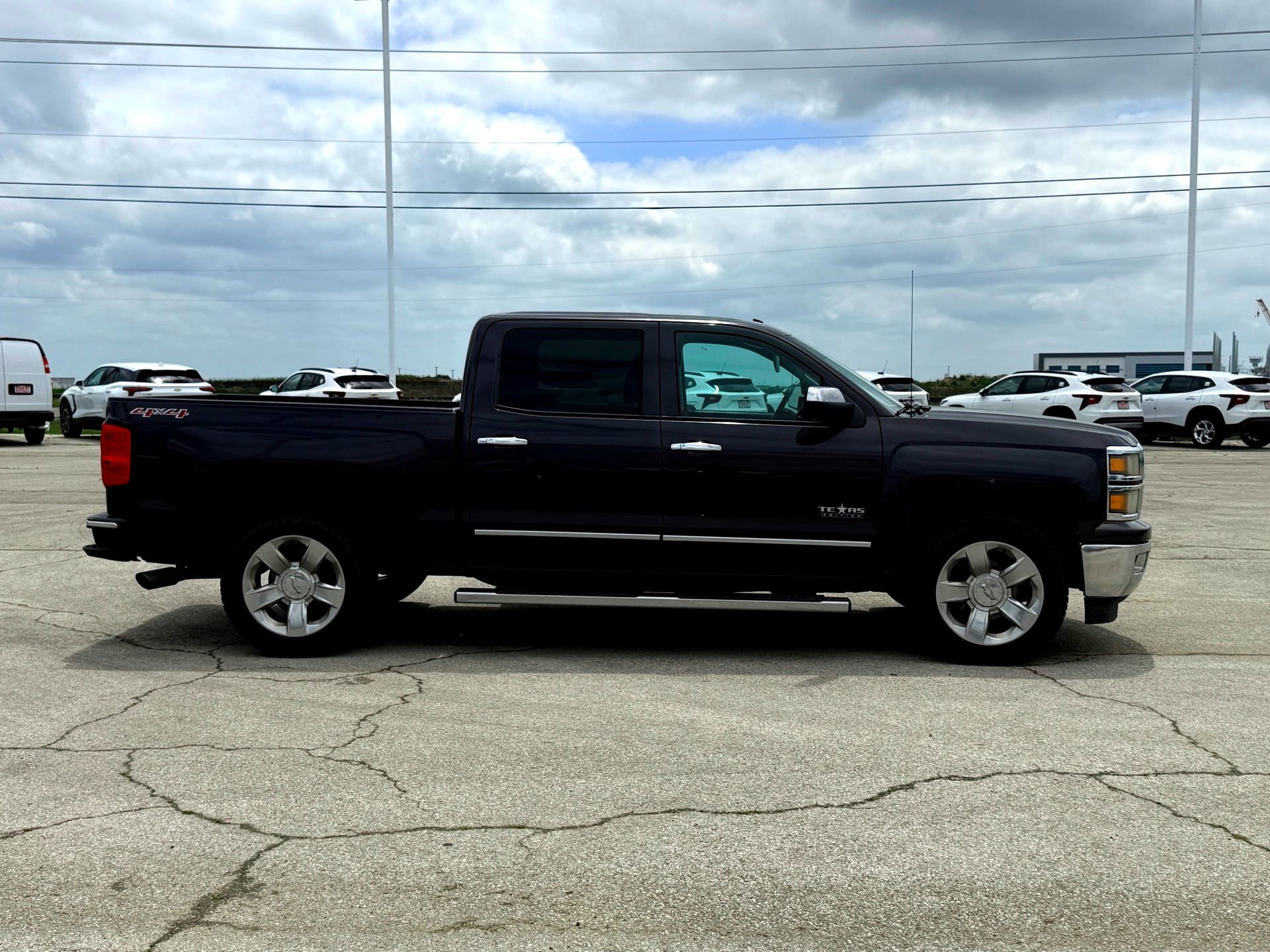 Used 2014 Chevrolet Silverado 1500 LTZ w/ Texas Edition, 1LZ Trim AWD/4WD image 5