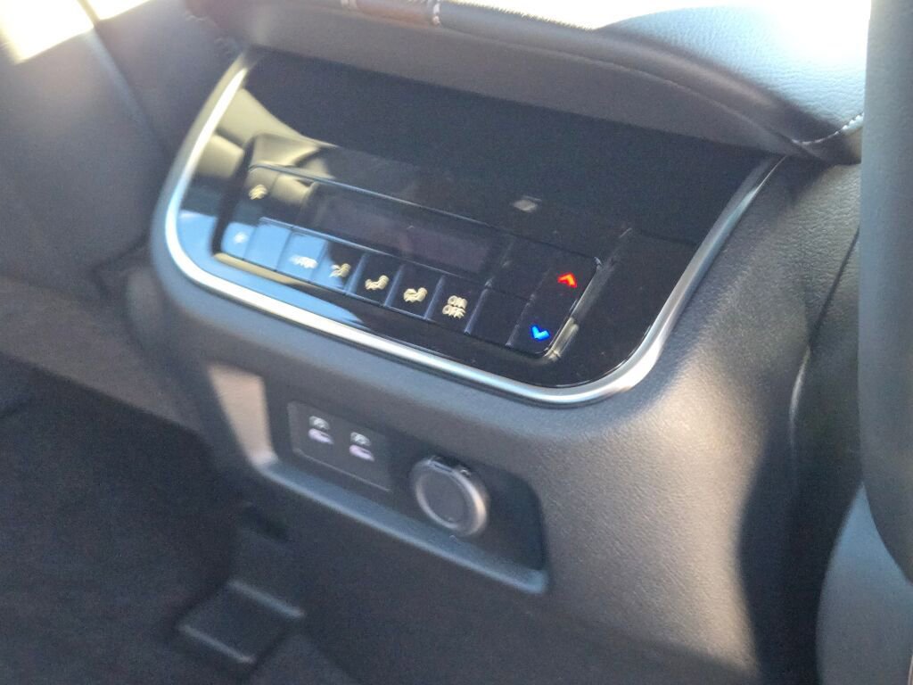 New 2026 Nissan Armada SL w/ Captain's Chari Seat Package image 14