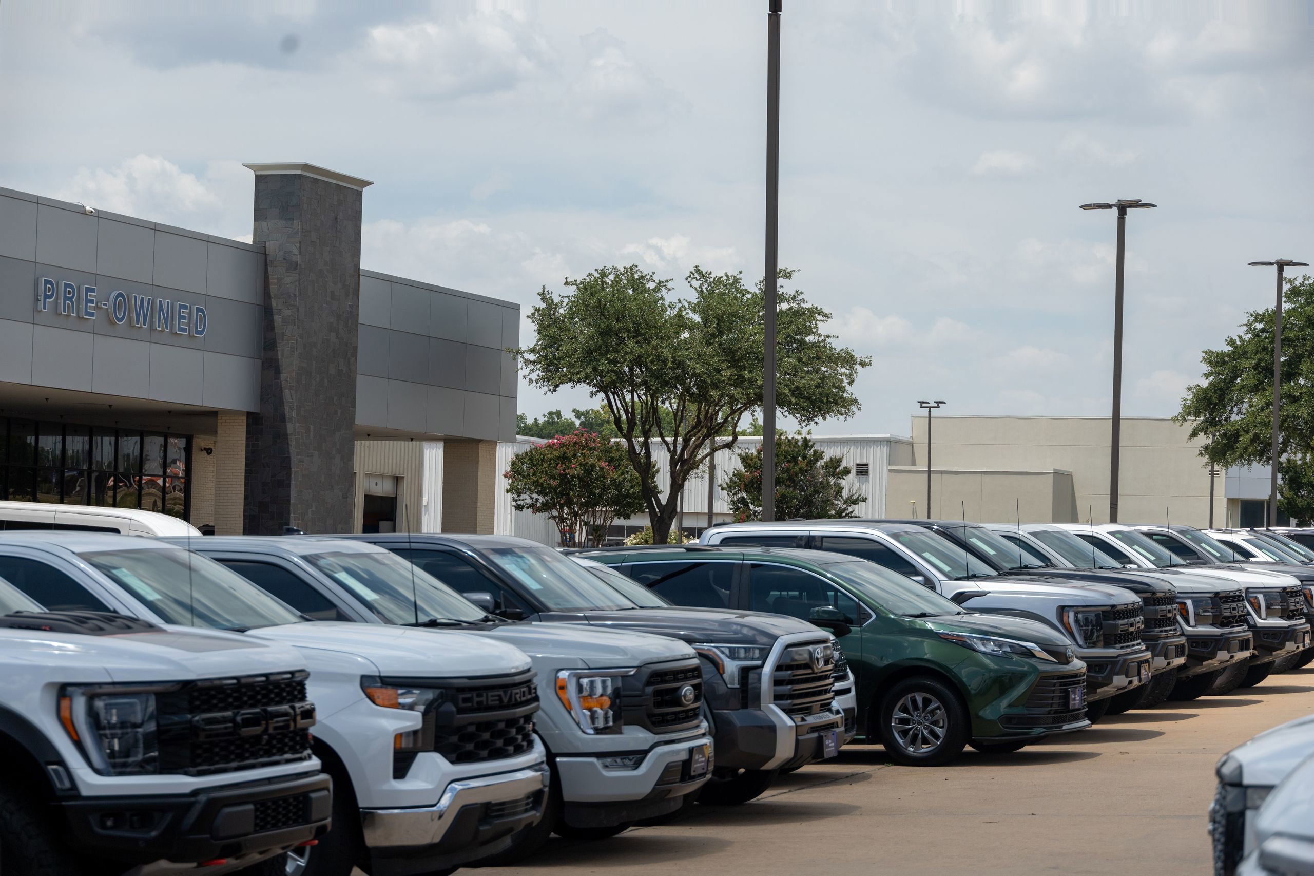 Used 2021 Ford F150 Limited AWD/4WD image 15