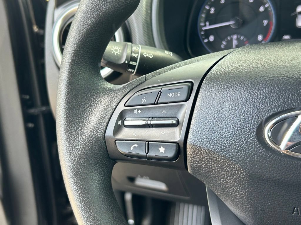 Used 2023 Hyundai Kona SE w/ Cargo Package FWD image 23