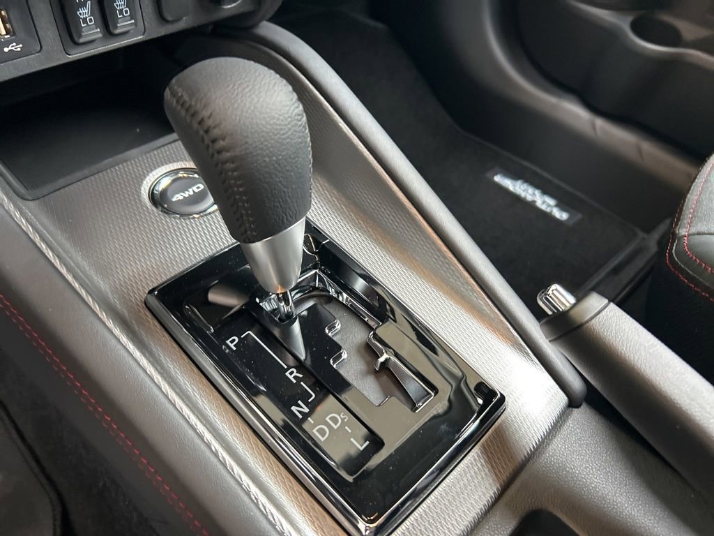 New 2026 Mitsubishi Outlander Sport SE image 9