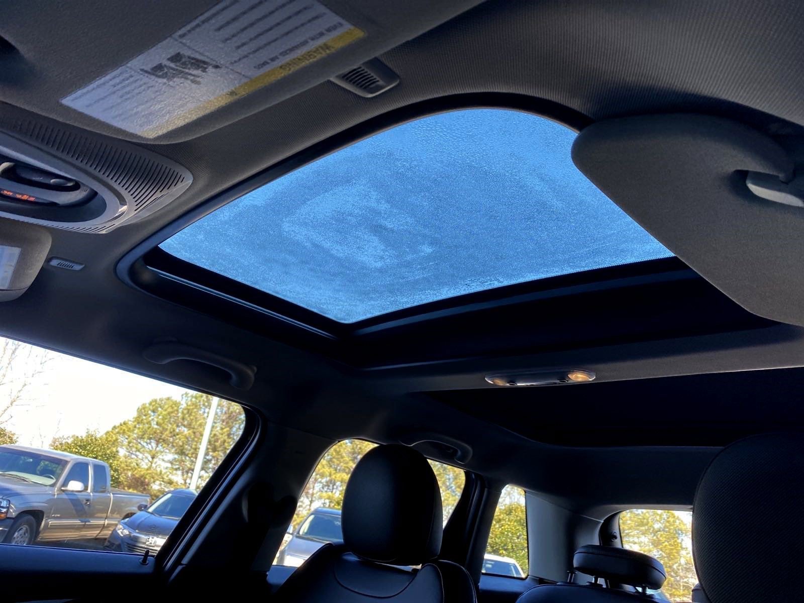 Used 2021 MINI Cooper S w/ Premium Package image 8