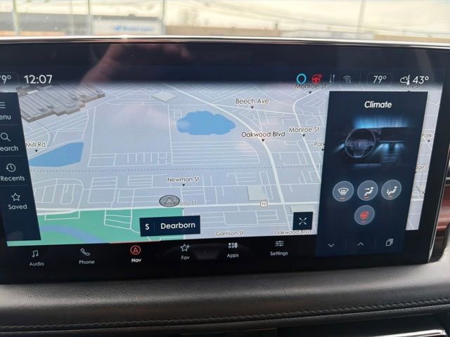 Used 2023 Lincoln Nautilus Reserve w/ Luxury Package image 24