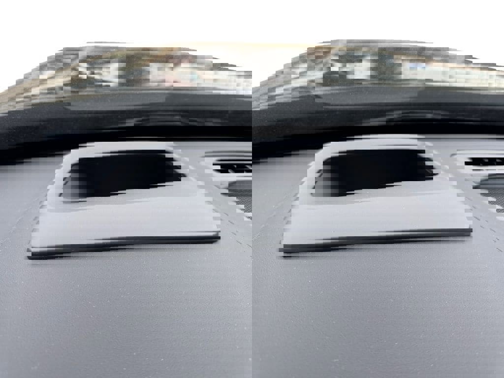 New 2026 Volvo XC90 T8 Ultra w/ Protection Package Premier image 18