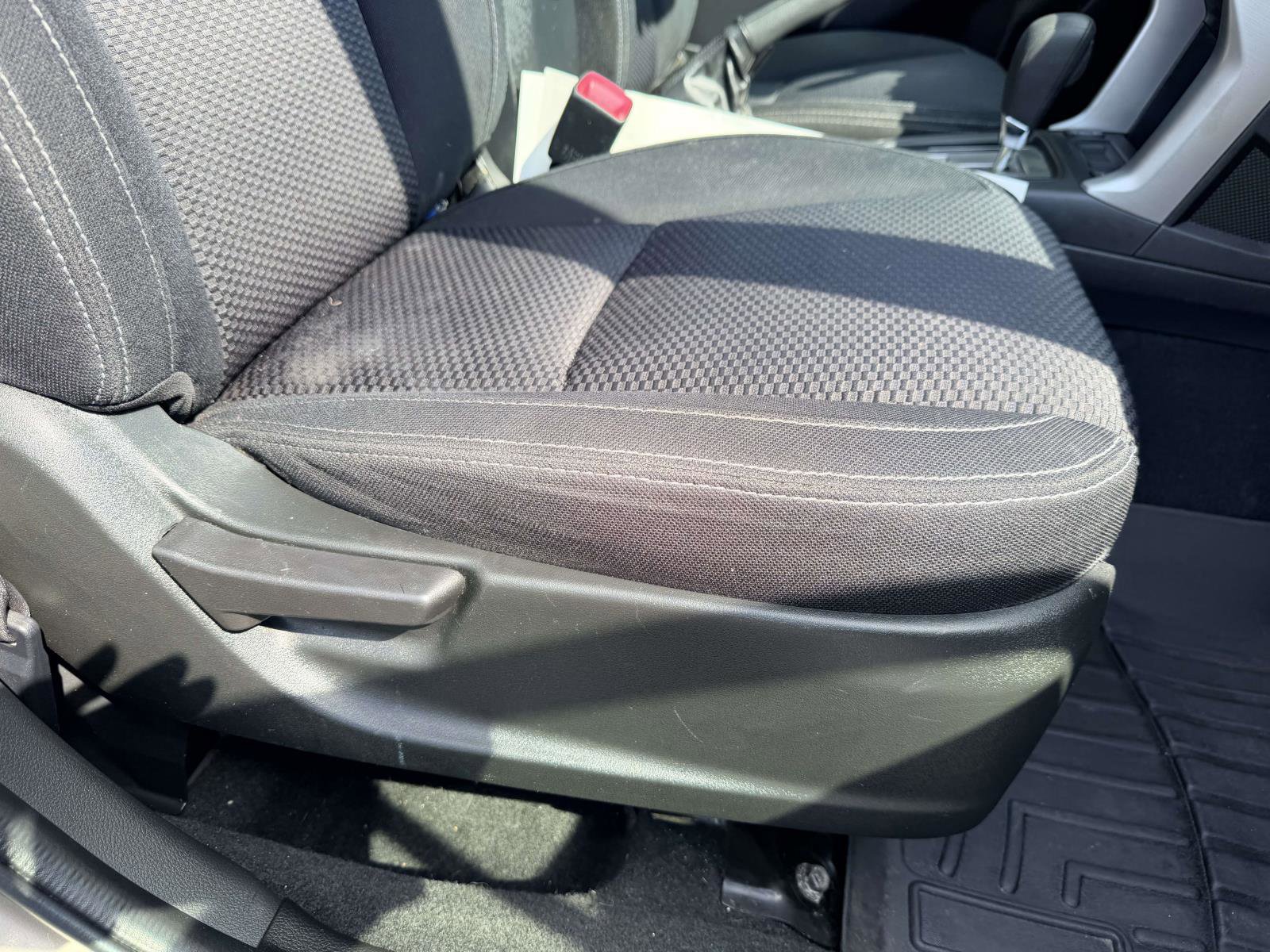 Used 2014 Subaru Forester 2.5i Premium w/ All-Weather Package image 11