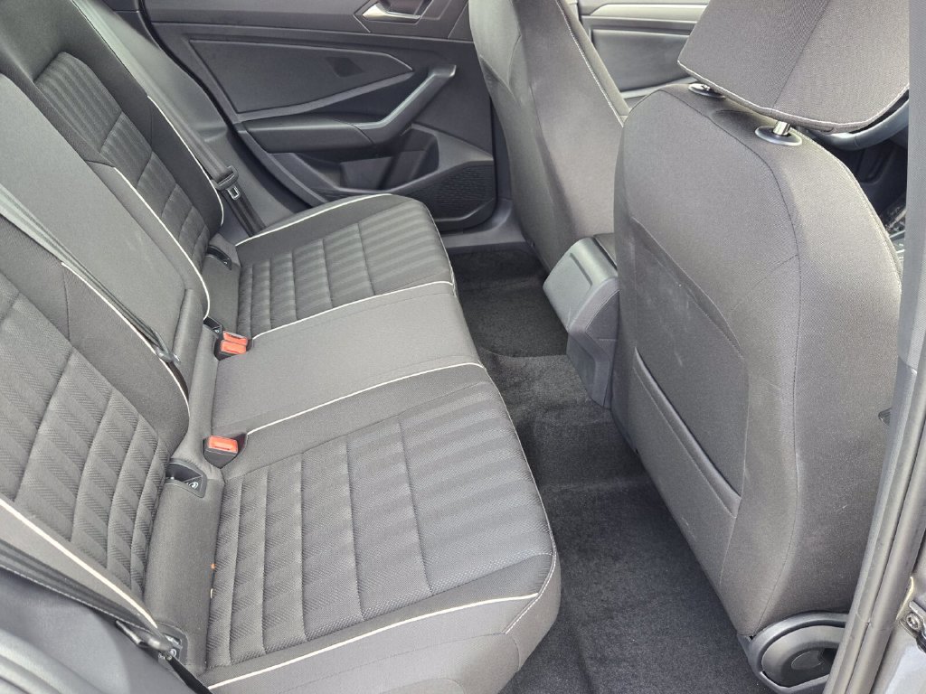Certified 2024 Volkswagen Jetta Sport FWD image 16