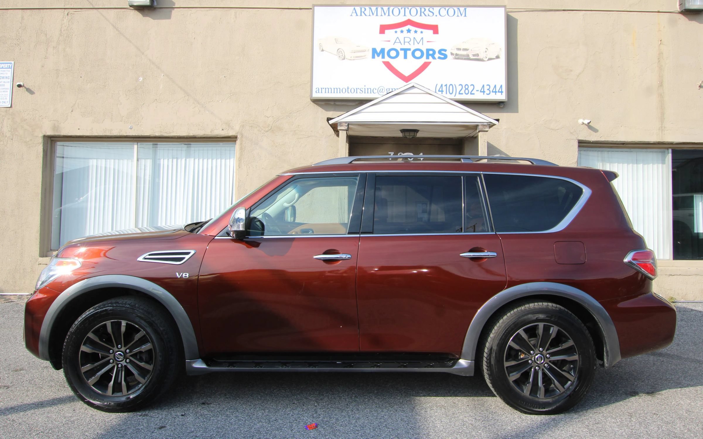Used 2017 Nissan Armada Platinum w/ Captain Seat Package AWD/4WD image 5