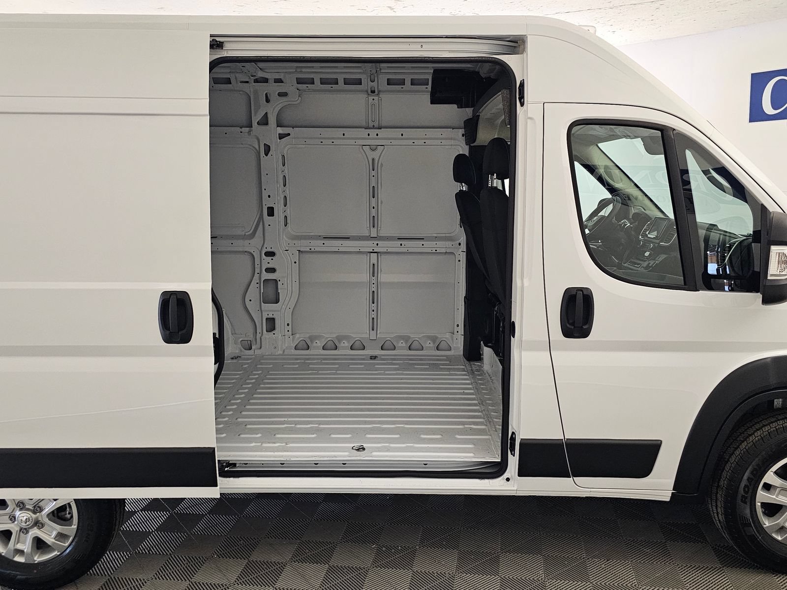 New 2026 RAM ProMaster 1500 w/ Quick Order Package 22G SLT FWD image 21