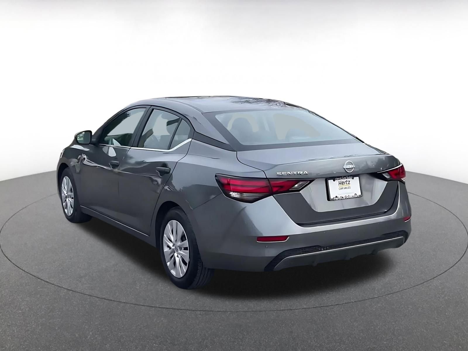 Used 2025 Nissan Sentra S image 10