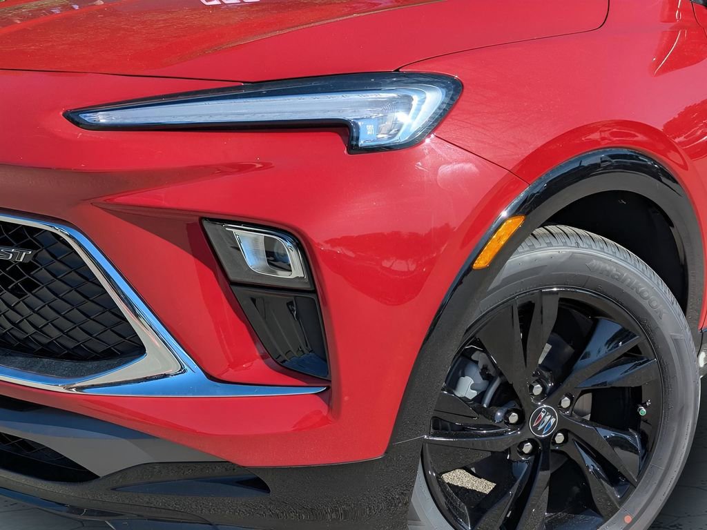 Used 2026 Buick Encore GX Sport Touring image 3