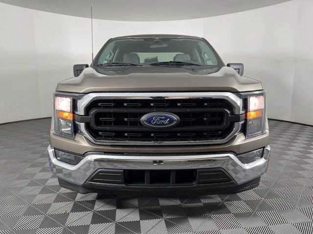 Used 2023 Ford F150 XLT image 3
