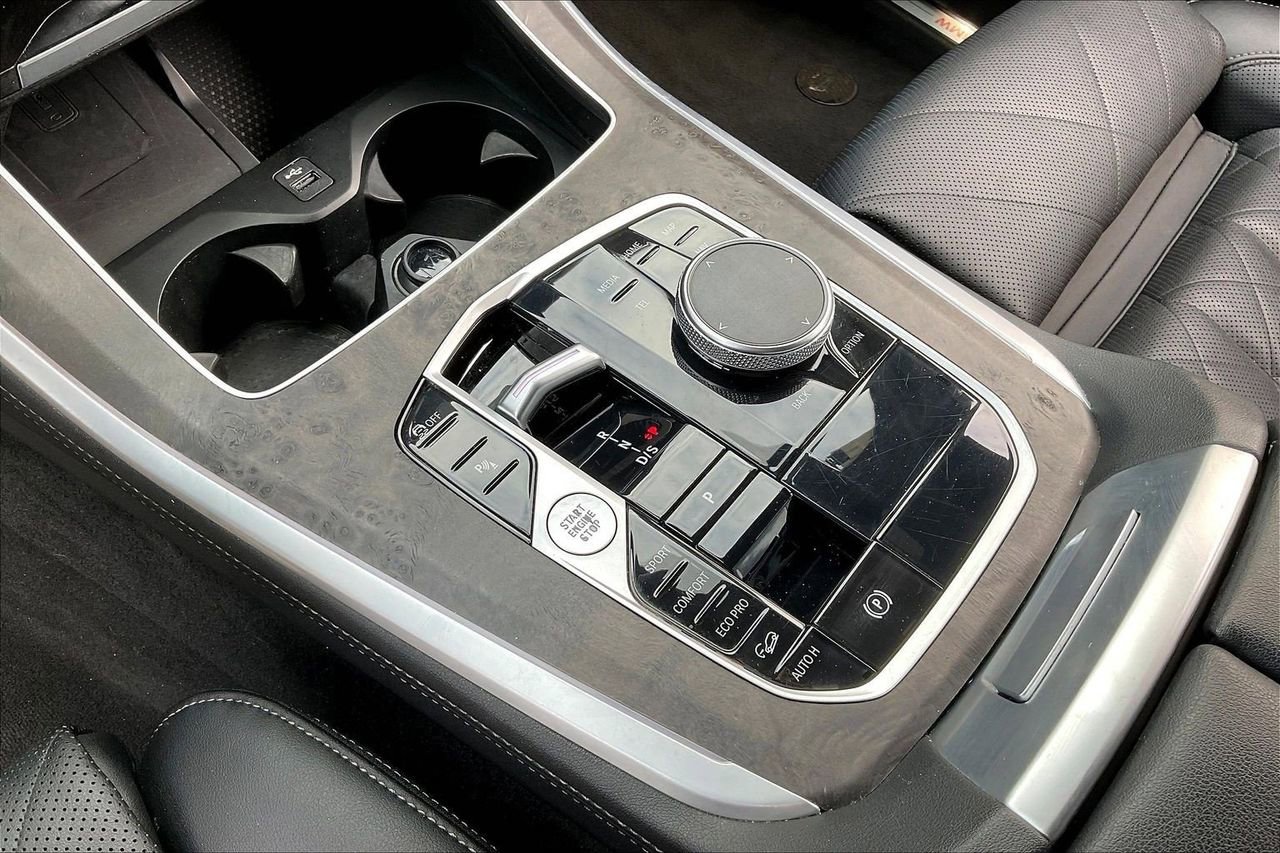 Used 2024 BMW X5 xDrive40i AWD/4WD image 33