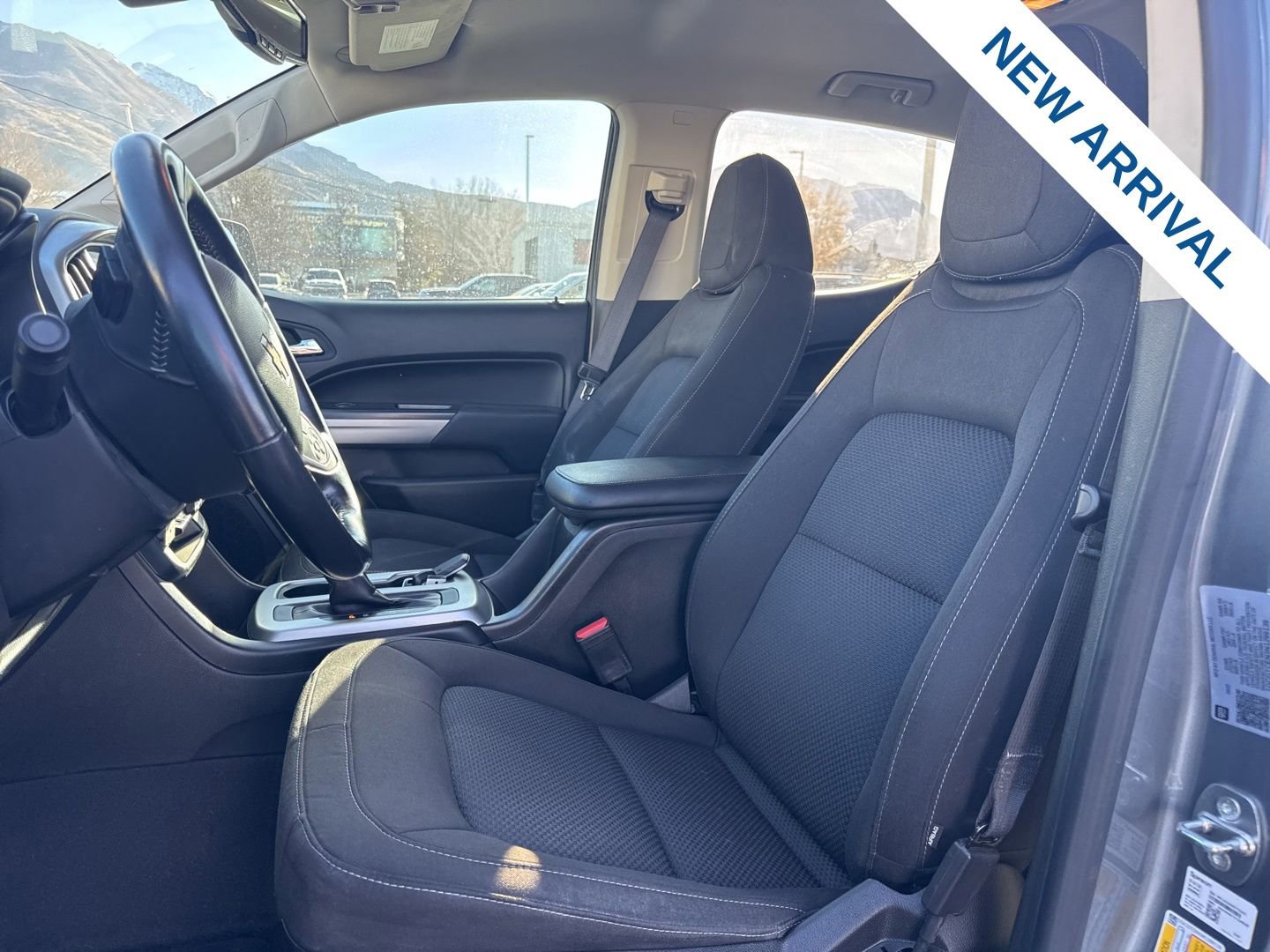 Used 2022 Chevrolet Colorado LT image 16