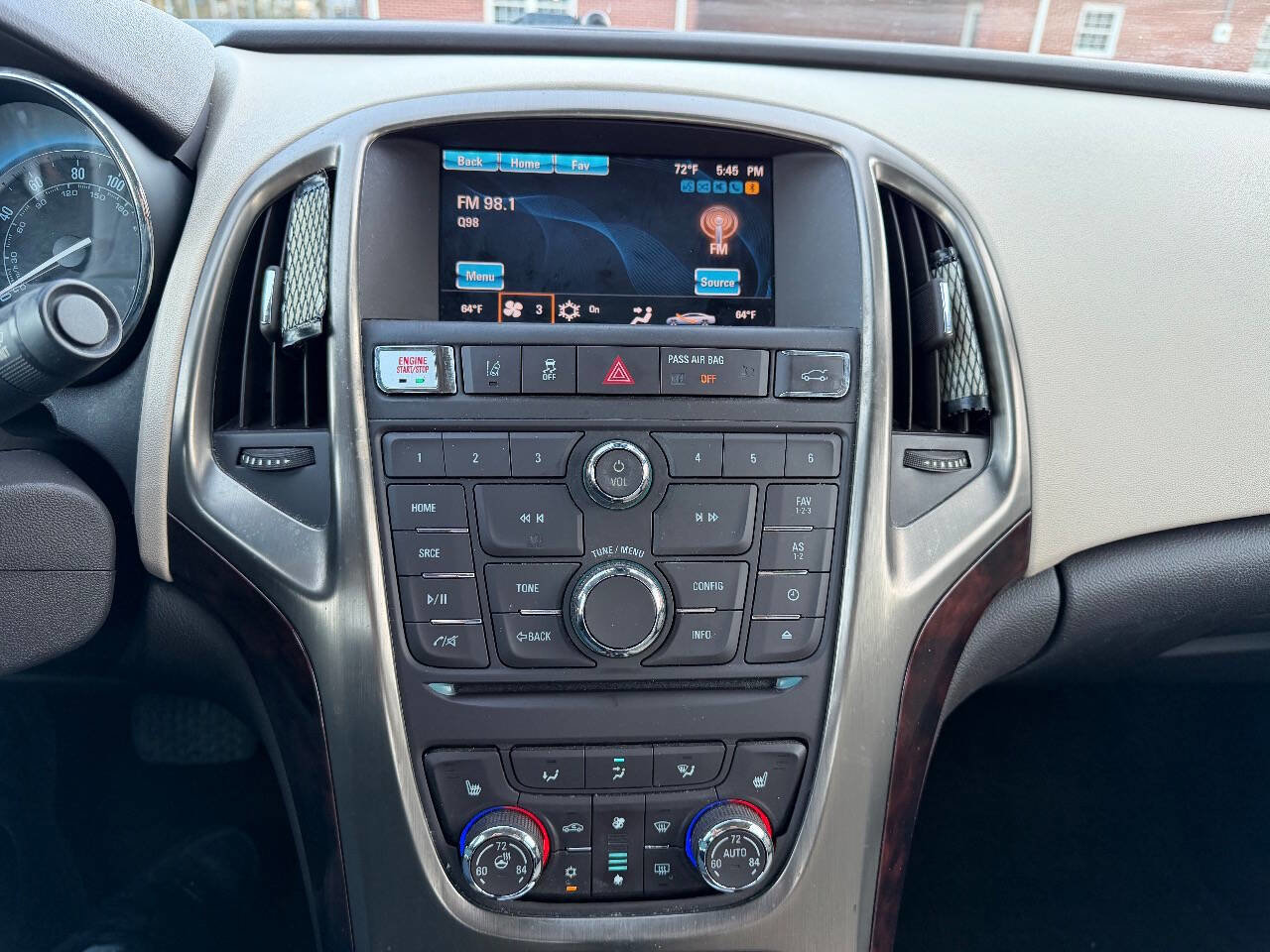 Used 2014 Buick Verano Leather image 16