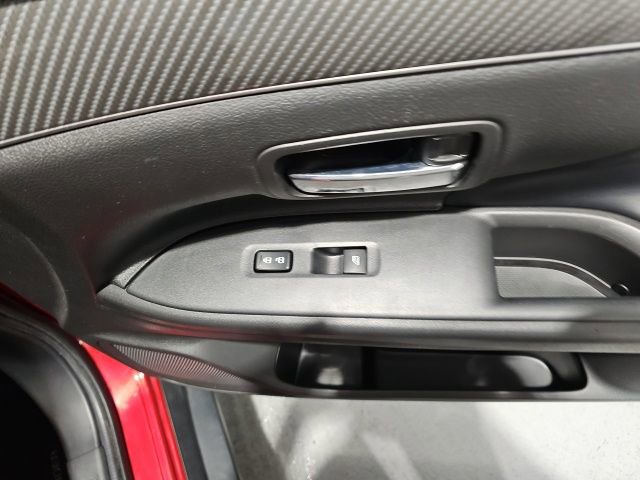 Used 2019 Mitsubishi Outlander AWD image 29