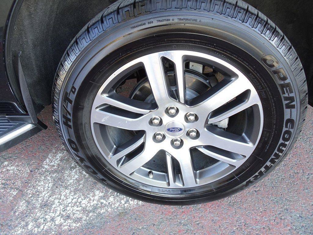 Used 2023 Ford Expedition Limited RWD image 25