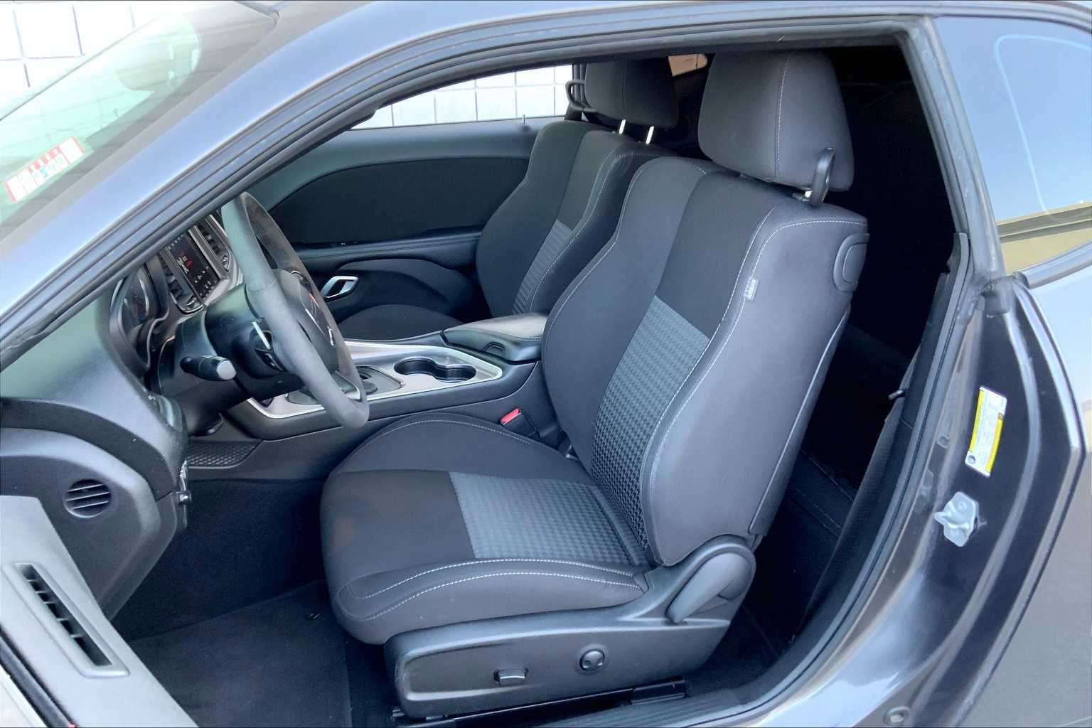 Used 2022 Dodge Challenger R/T Scat Pack RWD image 8