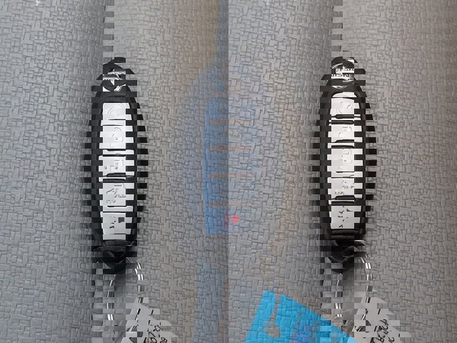 Certified 2021 Nissan Rogue SV w/ Premium Package image 30