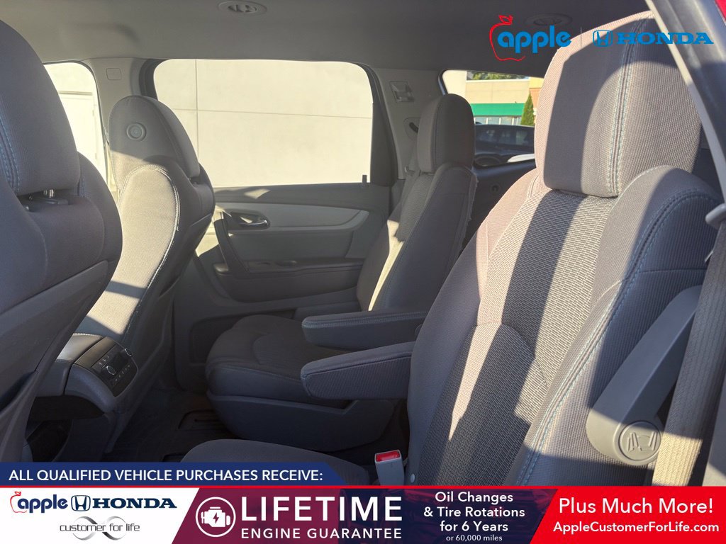 Used 2016 Chevrolet Traverse LT FWD image 5