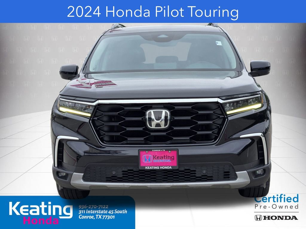 Used 2024 Honda Pilot Touring image 2
