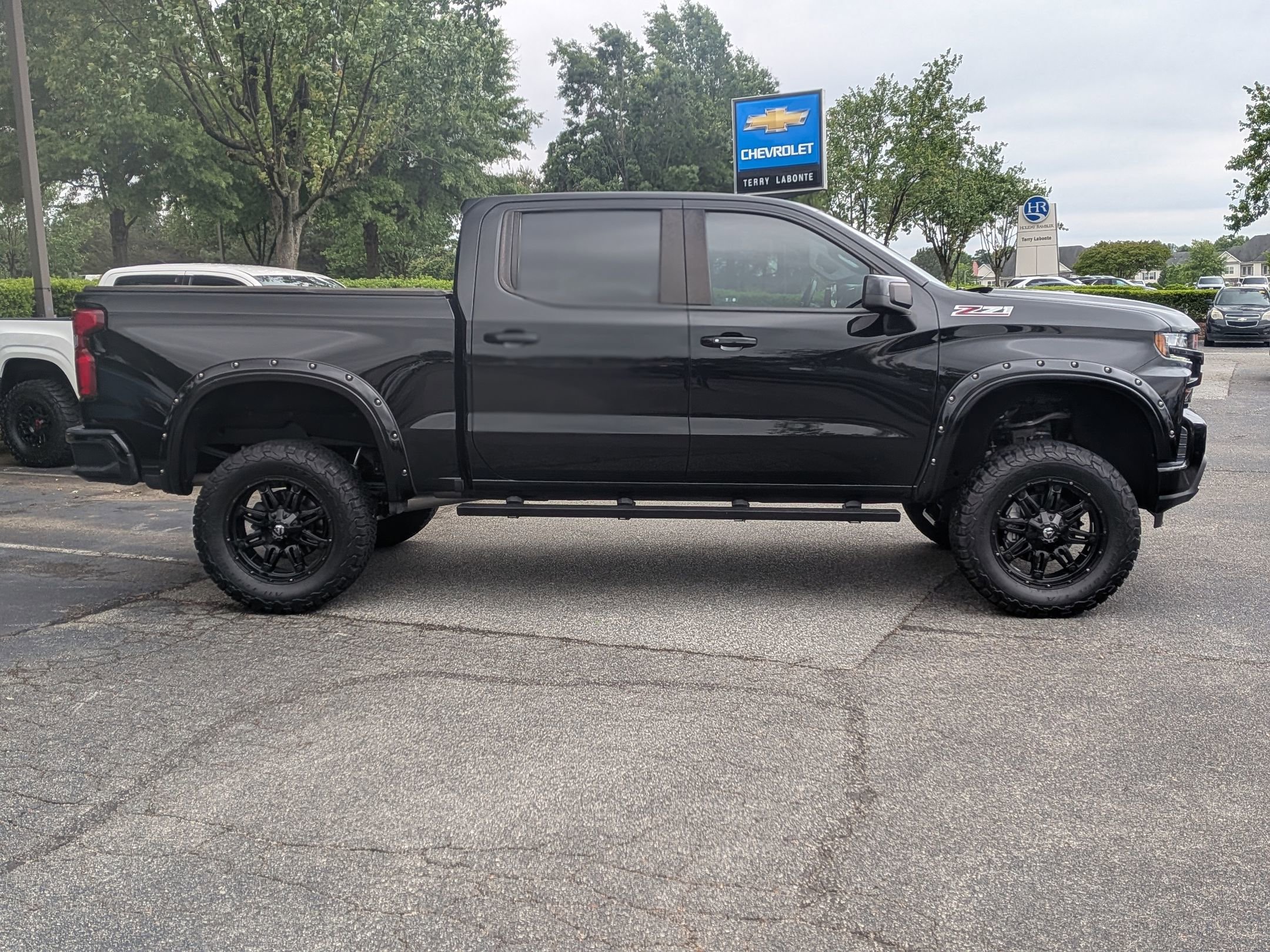 Certified 2022 Chevrolet Silverado 1500 RST AWD/4WD image 10