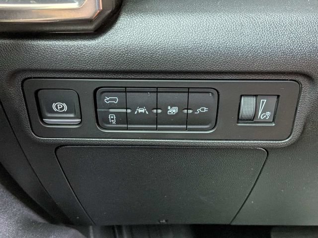 Certified 2025 GMC Hummer EV 2X AWD/4WD image 26