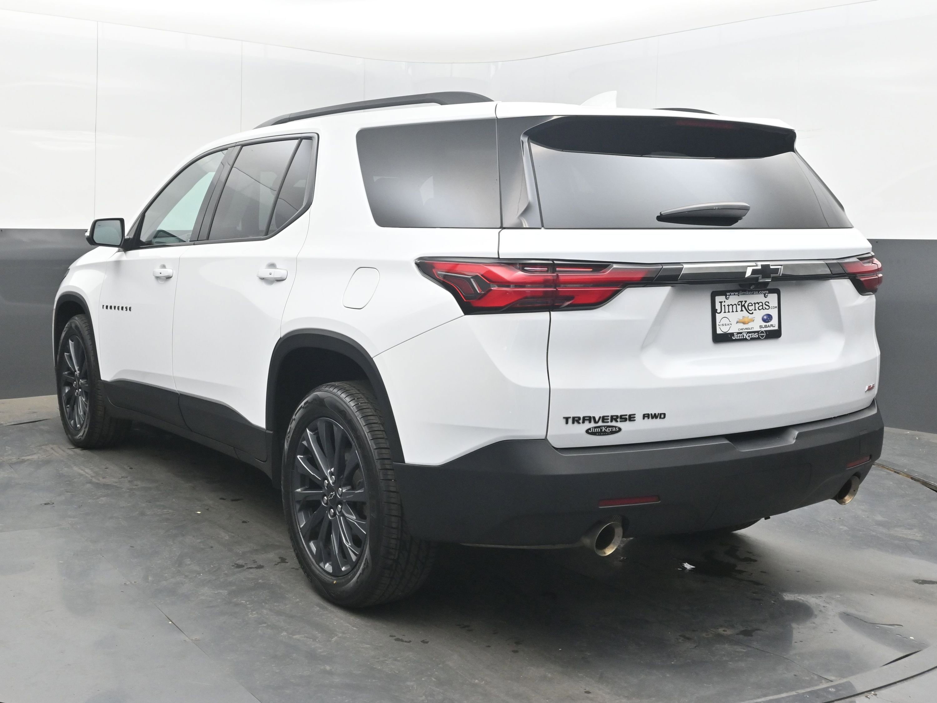 Used 2023 Chevrolet Traverse RS image 6