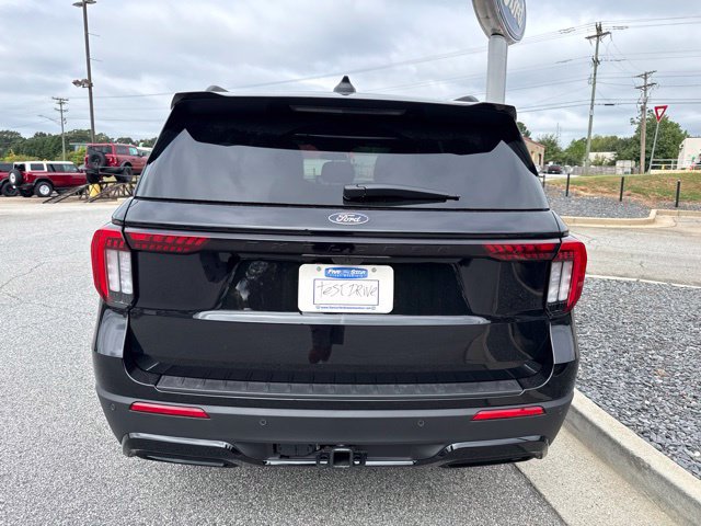 New 2027 Ford Explorer ST-Line RWD image 10