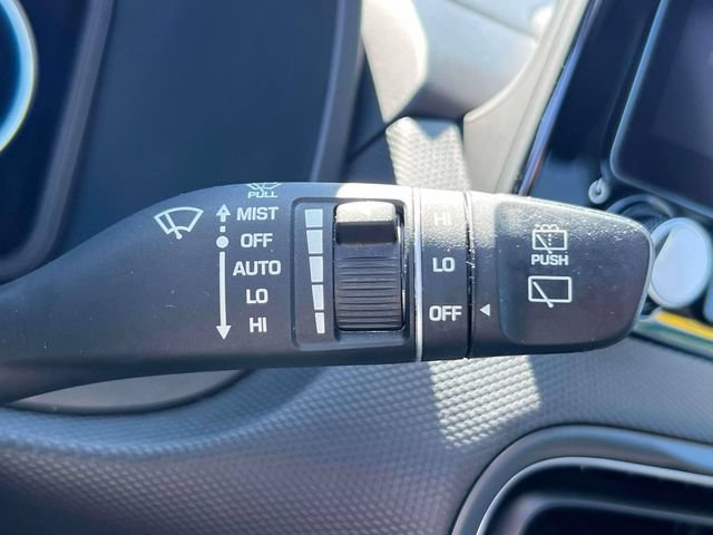 Certified 2023 Hyundai Kona Limited AWD/4WD image 26