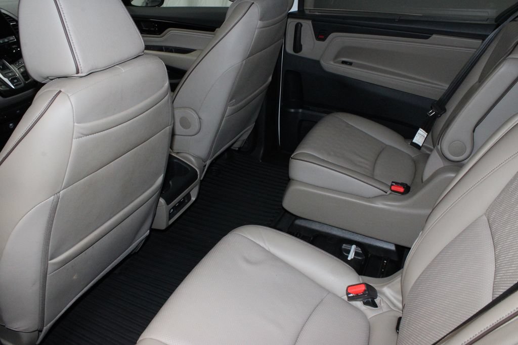 Used 2023 Honda Odyssey Elite image 21