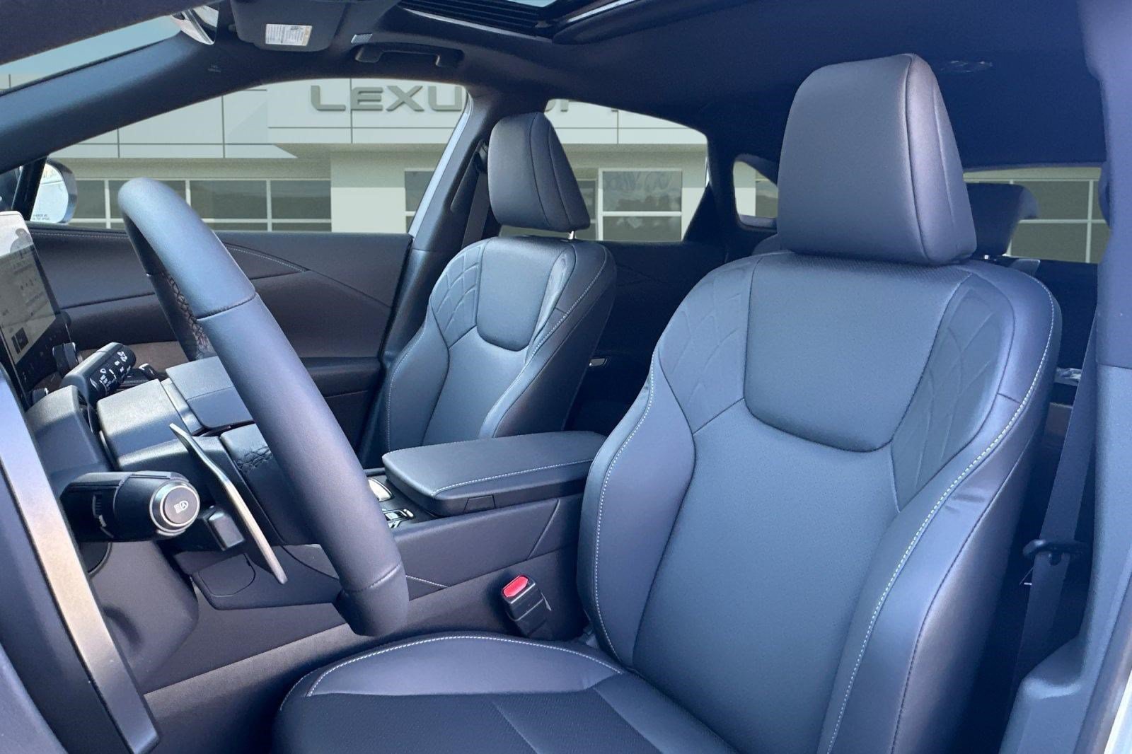 New 2026 Lexus RX 350 AWD image 5
