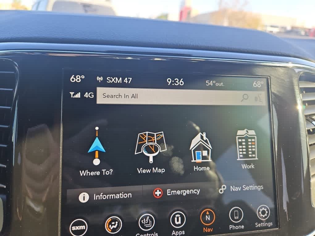 Used 2021 Jeep Grand Cherokee Laredo X image 16