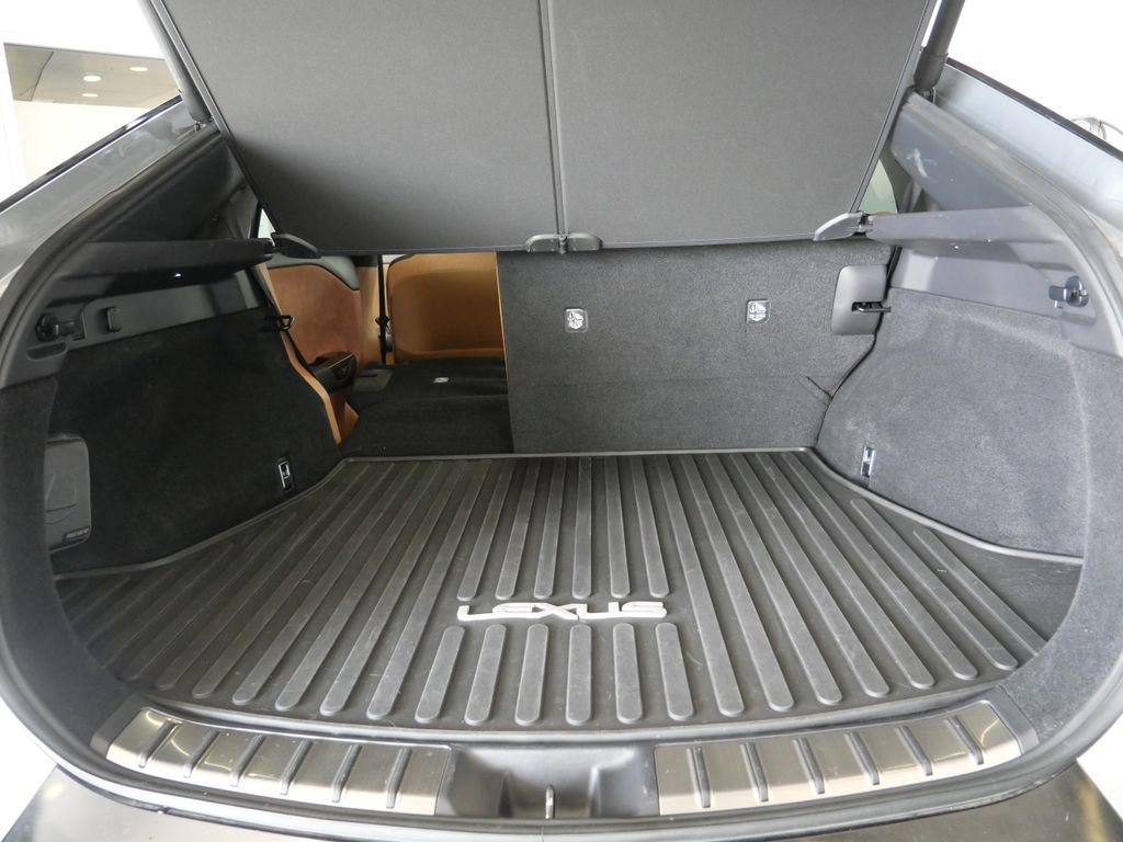 Certified 2023 Lexus RZ 450e Premium w/ Accessory Package (P1) image 25