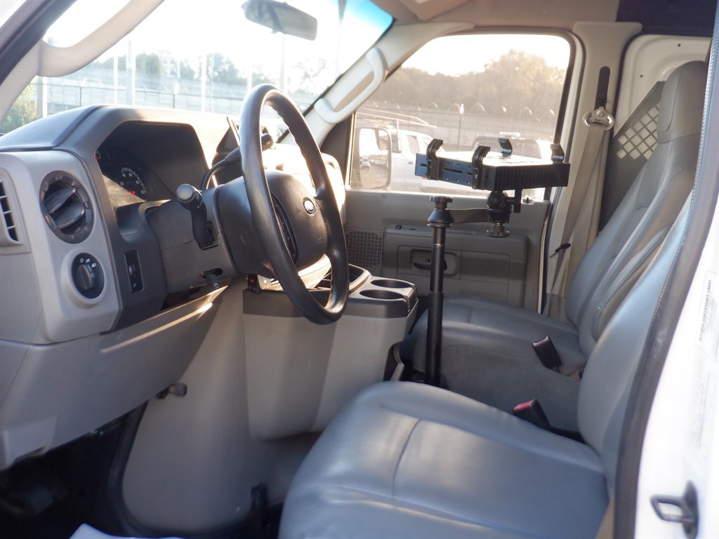 Used 2014 Ford E-250 and Econoline 250 w/ Commercial Cargo Van Package image 11