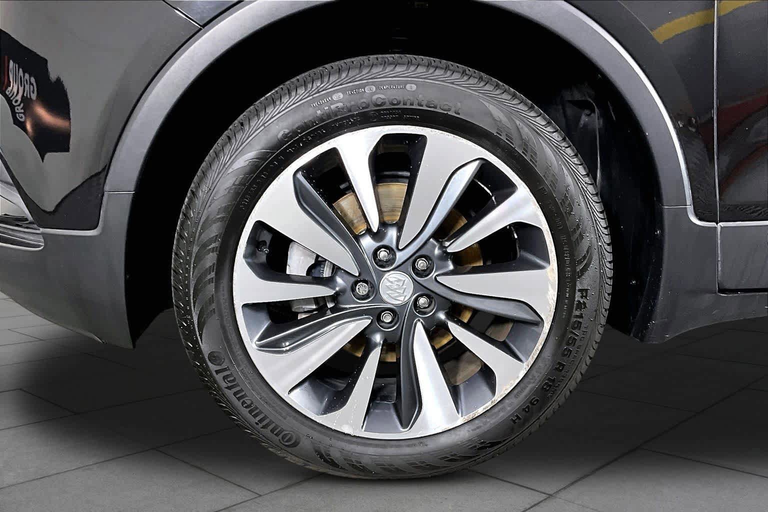 Certified 2022 Buick Encore Preferred AWD/4WD image 10
