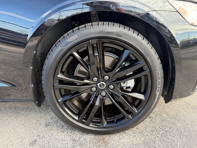 Certified 2024 Volvo S60 B5 Plus w/ Climate Package FWD image 18