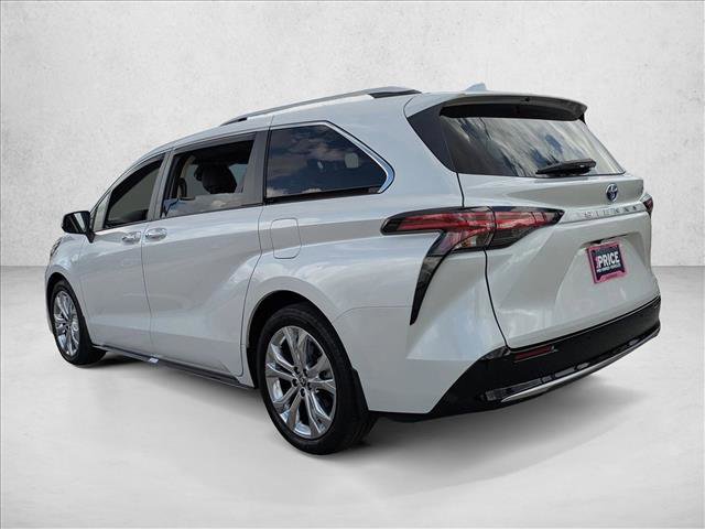 Certified 2023 Toyota Sienna Platinum image 8