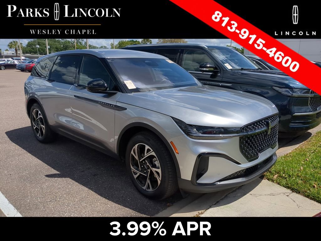 Used 2025 Lincoln Nautilus Premier w/ Jet Appearance Package image 2