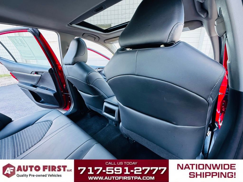 Used 2022 Toyota Camry SE image 23