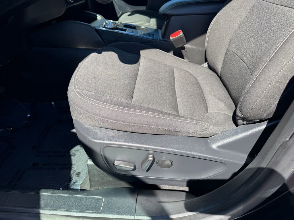 Used 2024 Ford Escape Active image 15