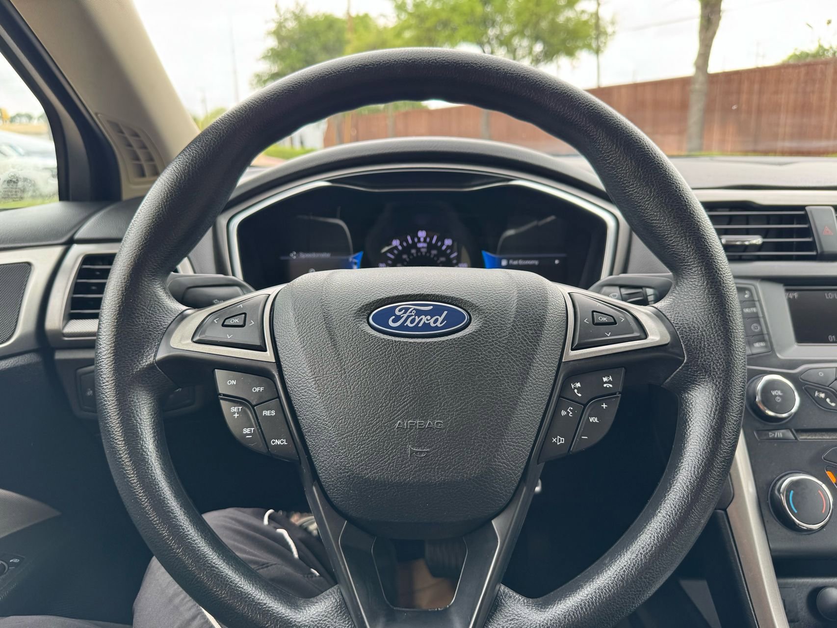 Used 2018 Ford Fusion S FWD image 14