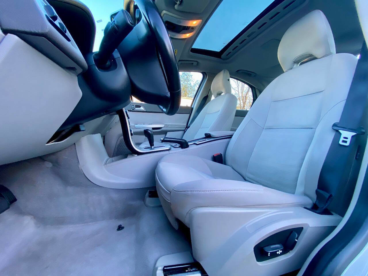 Used 2009 Volvo S40 2.4i image 13