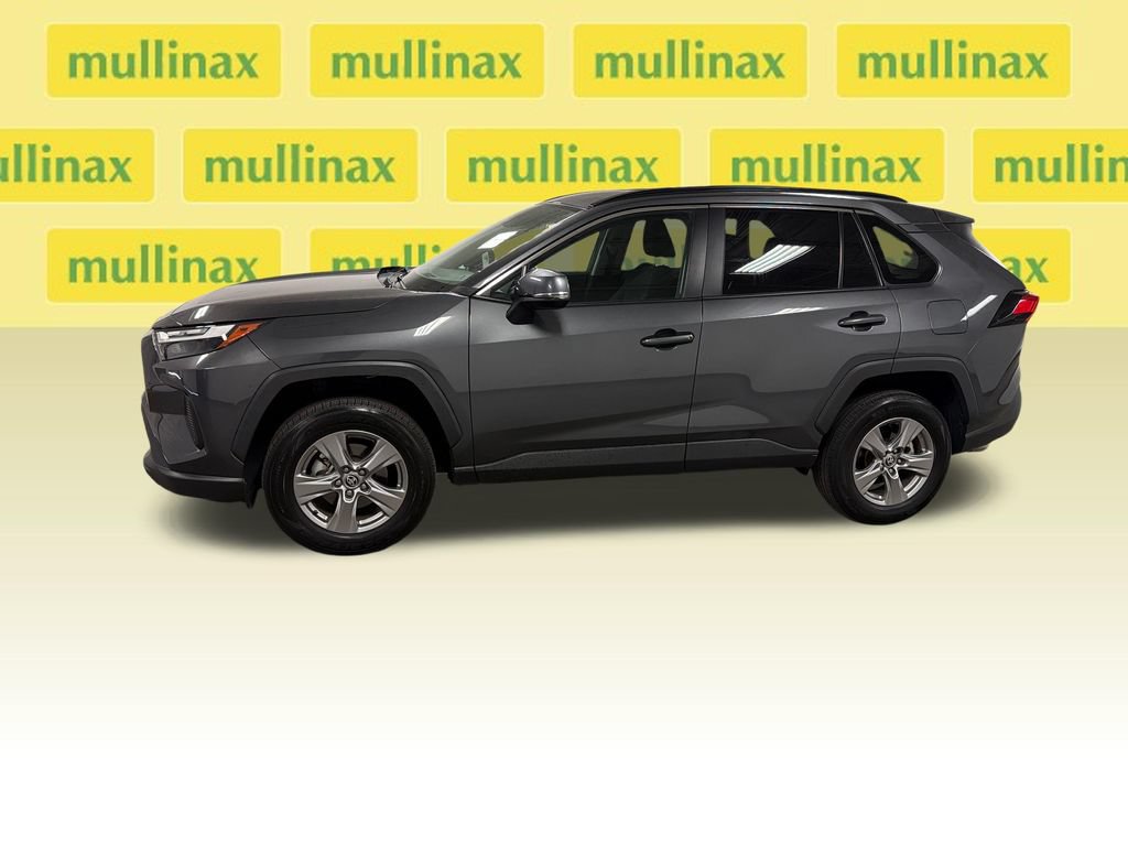Used 2024 Toyota RAV4 XLE FWD image 9